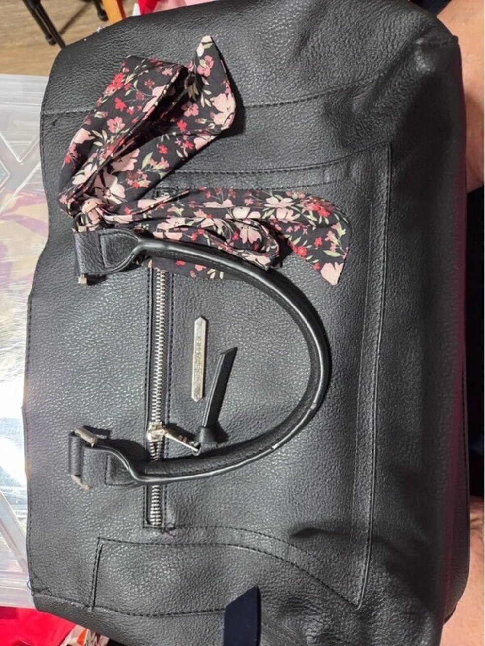 218. Black Steve Madden Purse
